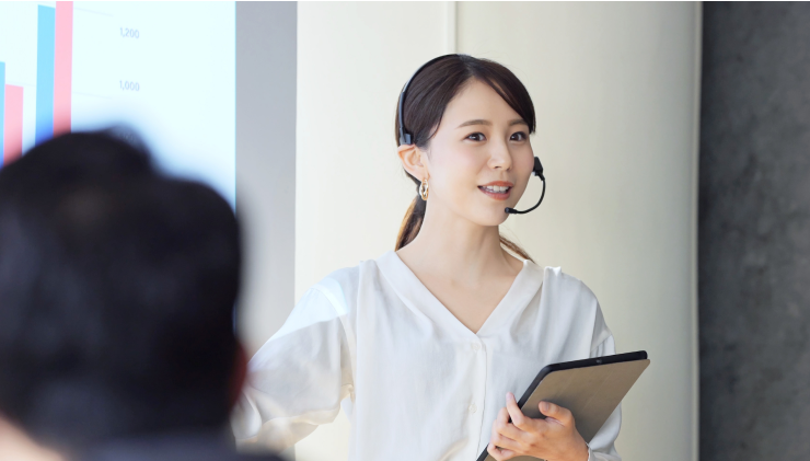 先輩や現役プロ講師による実践的ノウハウを提供の写真